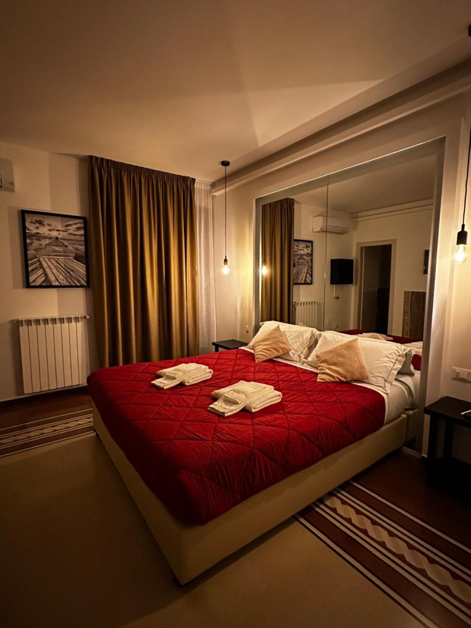 Abside Suite & Spa パレルモ エクステリア 写真